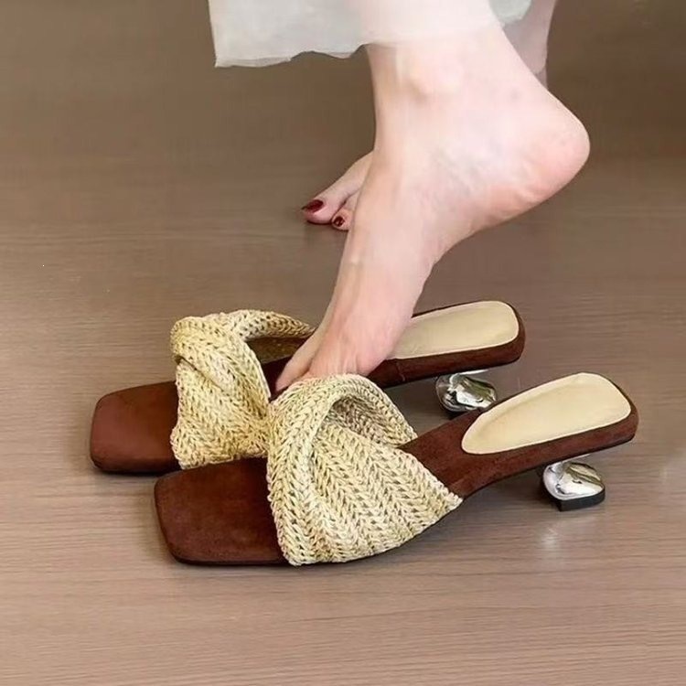 Giày Slip-On Giày Cao Gót Nữ Cổ Điển KRG574