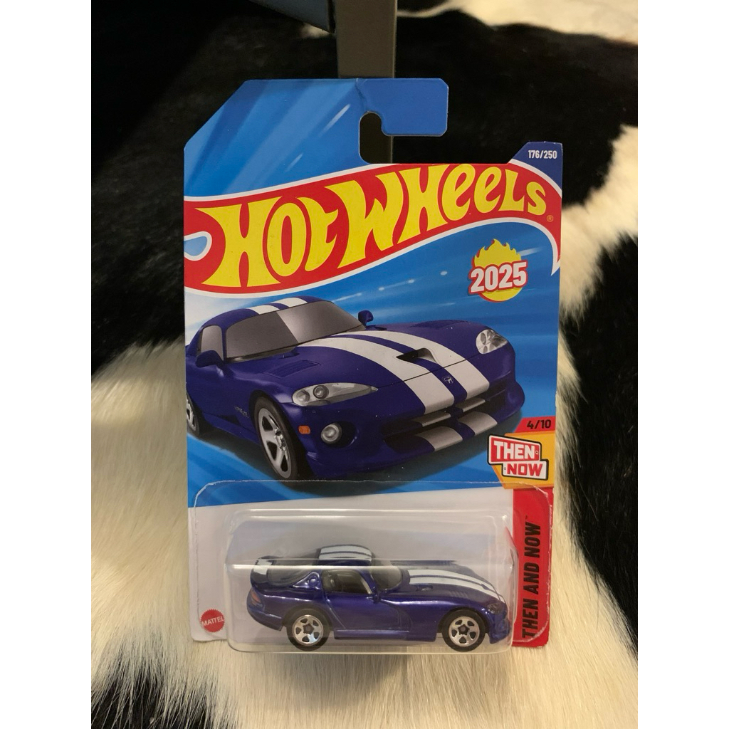 Hotwheels 96 Dodge Viper GTS