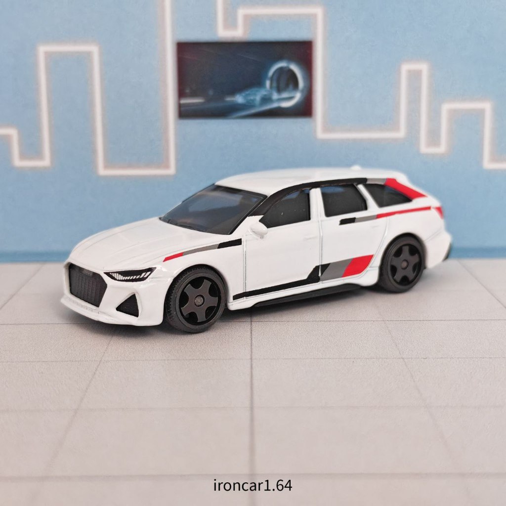 Majorette audi rs6 avant Car Model Trắng