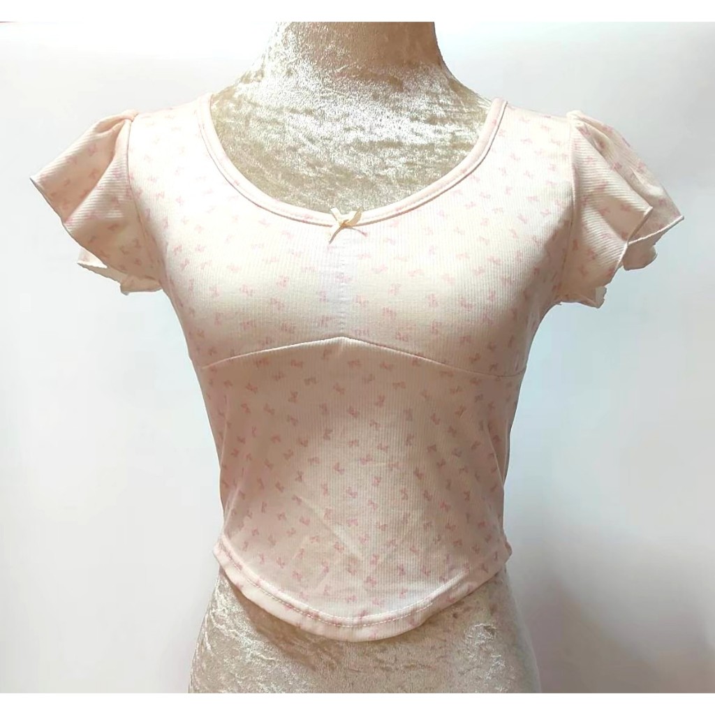 NT110 Bust Up To 34 Second-Hand Crop Top Họa Tiết Nơ Màu Hồng Xù Tay Sườn Vải Quần Áo