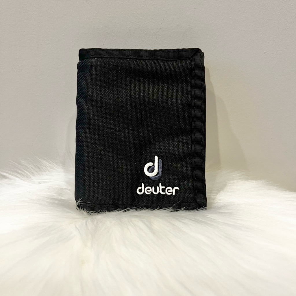 Chuyển tiếp Ví du lịch Deuter