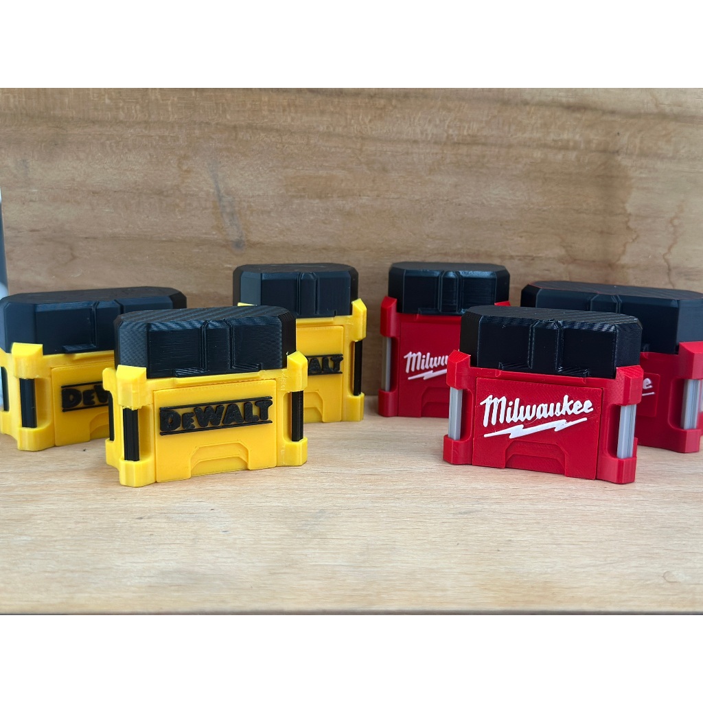 Hộp đựng tai nghe airpod / airpod pro Milwaukee Tool Box Shape (3DPrint)