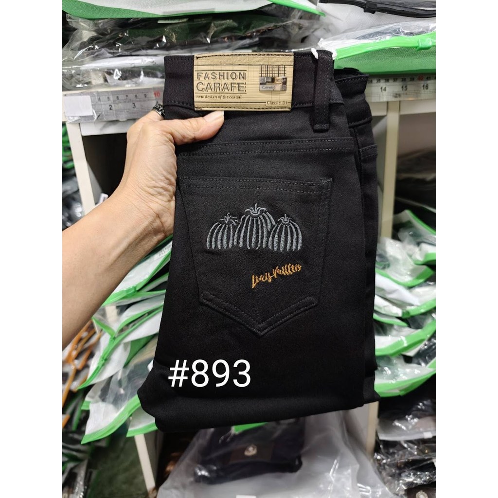 Quần Jean Thời Trang Nữ Mẫu 893 CARAFE Giữa Eo Skinny Karafe 893 Đen Chân Mới Mặc Nó