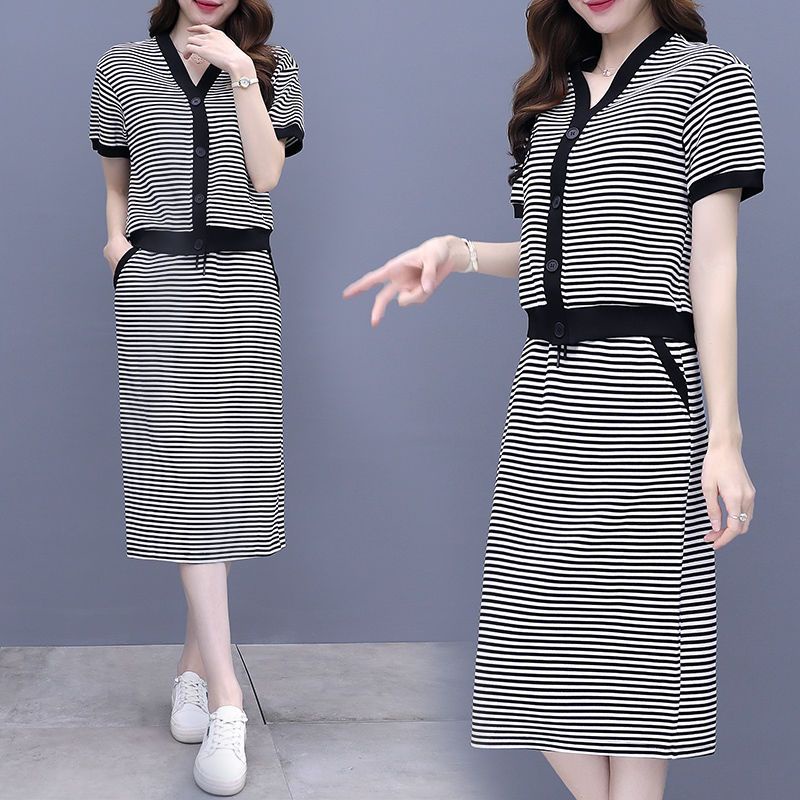 Set Áo Váy Kẻ Sọc Phong Cách Châu Âu Thời Trang Mùa Hè 2023