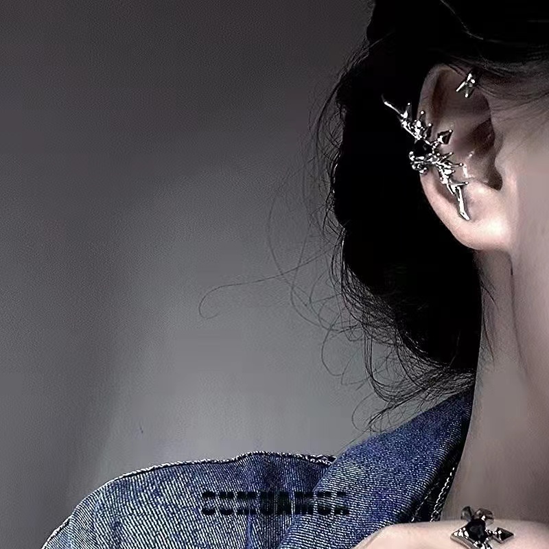 One Khuyên Tai Kẹp Hình Trái Tim Mũi Tên Trái Tim Không Cần Xỏ Lỗ Chính Hãng Ngọt Ngào Cá Tính Cho Nữ
