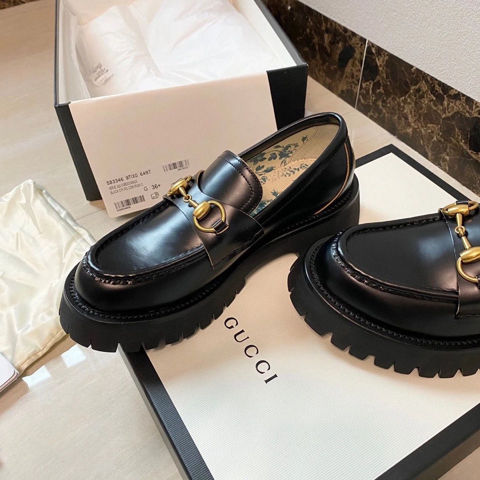 Hàng Mới Về GC Giày Lười Đế Dày Vừa Thêu Hình Ong Thời Trang Cho Nữ