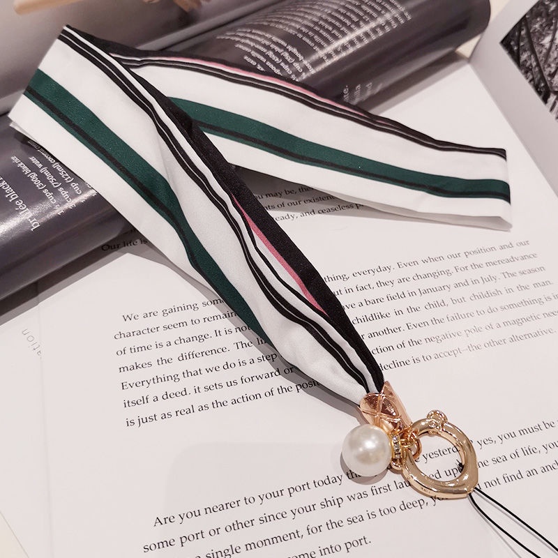 Khăn Choàng Cổ Lụa Bản Rộng Đính Ngọc Trai Nhân Tạo Cho Điện Thoại