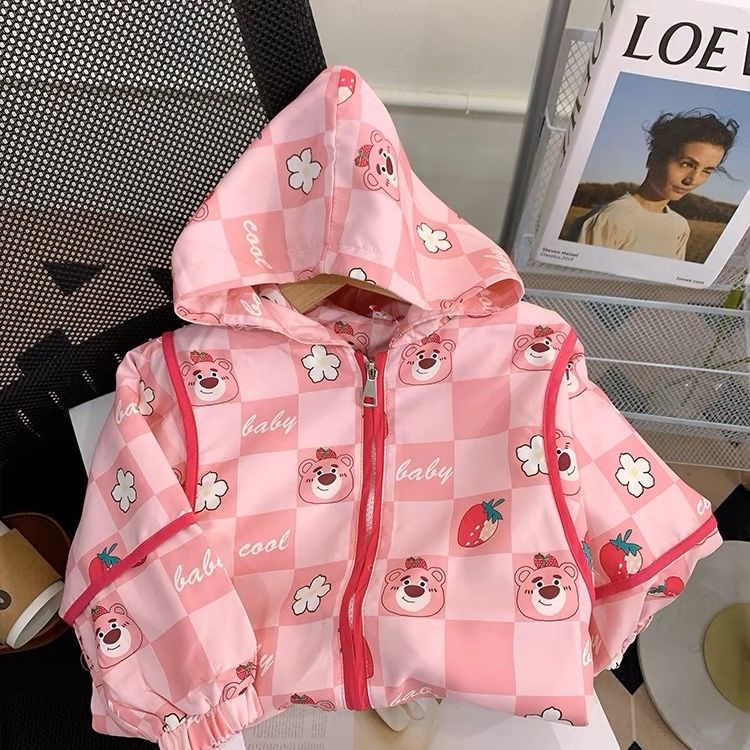 Gấu dâu Áo khoác áo gió hoạt hình bé gái