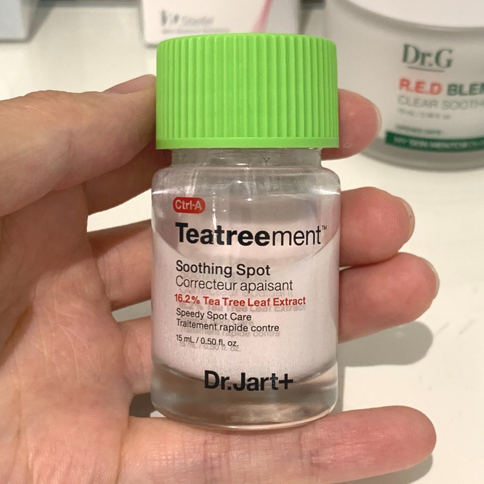 Dung dịch chấm mụn tràm trà Dr.Jart+ Control-A Teatreement Soothing Spot 15ml