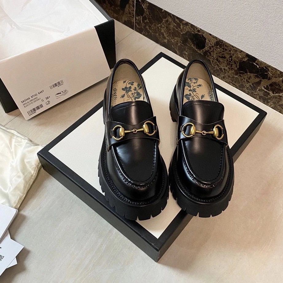 Hàng Mới Về GC Giày Lười Đế Dày Vừa Thêu Hình Ong Thời Trang Cho Nữ