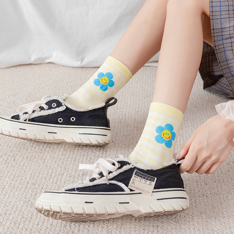 Vớ Cotton Họa Tiết Hoa Nhỏ Xinh Xắn Dễ Thương D427