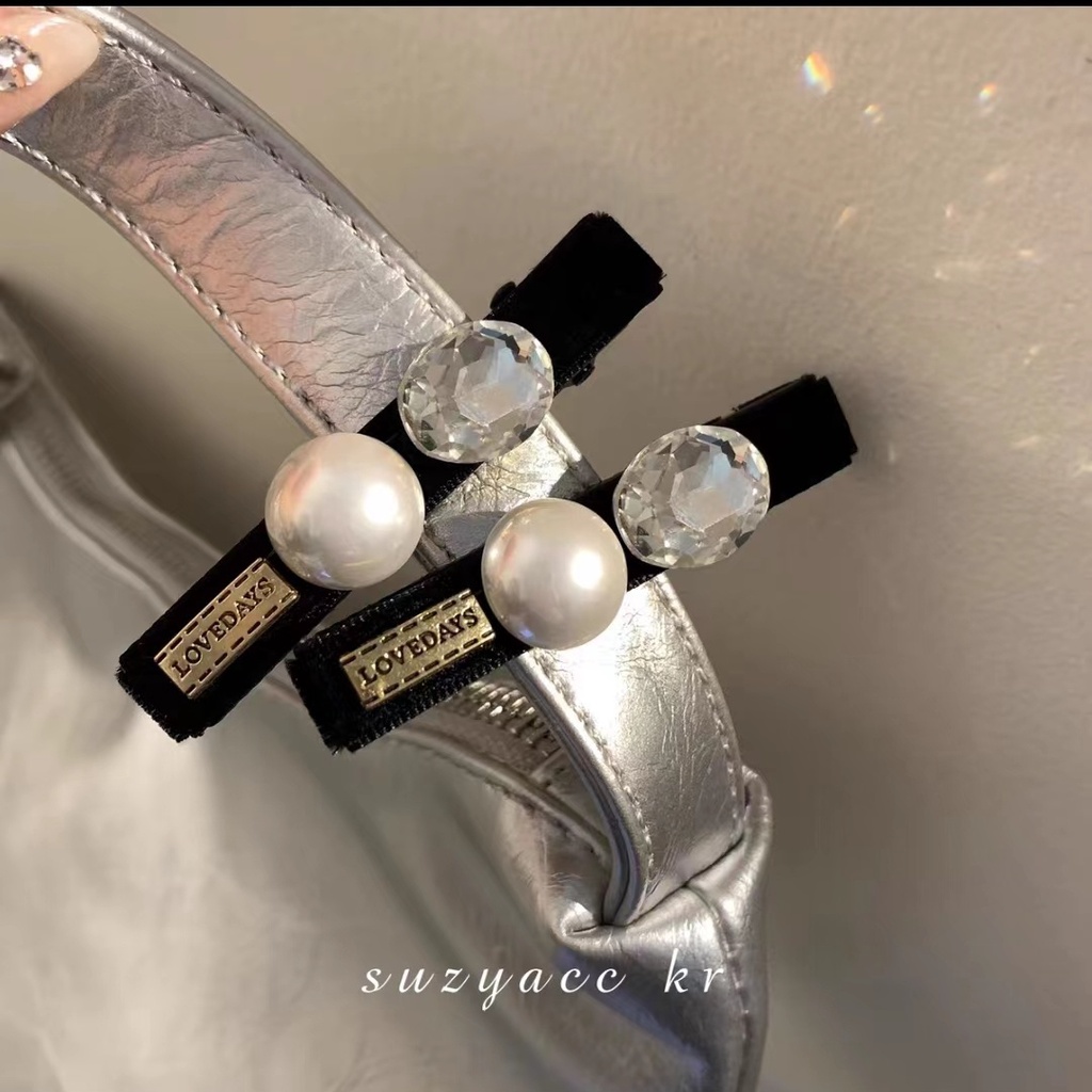 Xiao Xiangfeng Kẹp Tóc Đính Đá Ngọc Trai Nhân Tạo Nhẹ Nhàng Thời Trang Thu Đông 2022 Mới