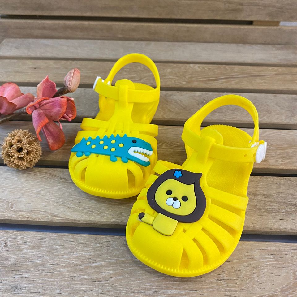Giày Sandal Nhựa Dẻo Đế Mềm Chống Trượt Thời Trang Mùa Hè Cho Bé Trai Gái