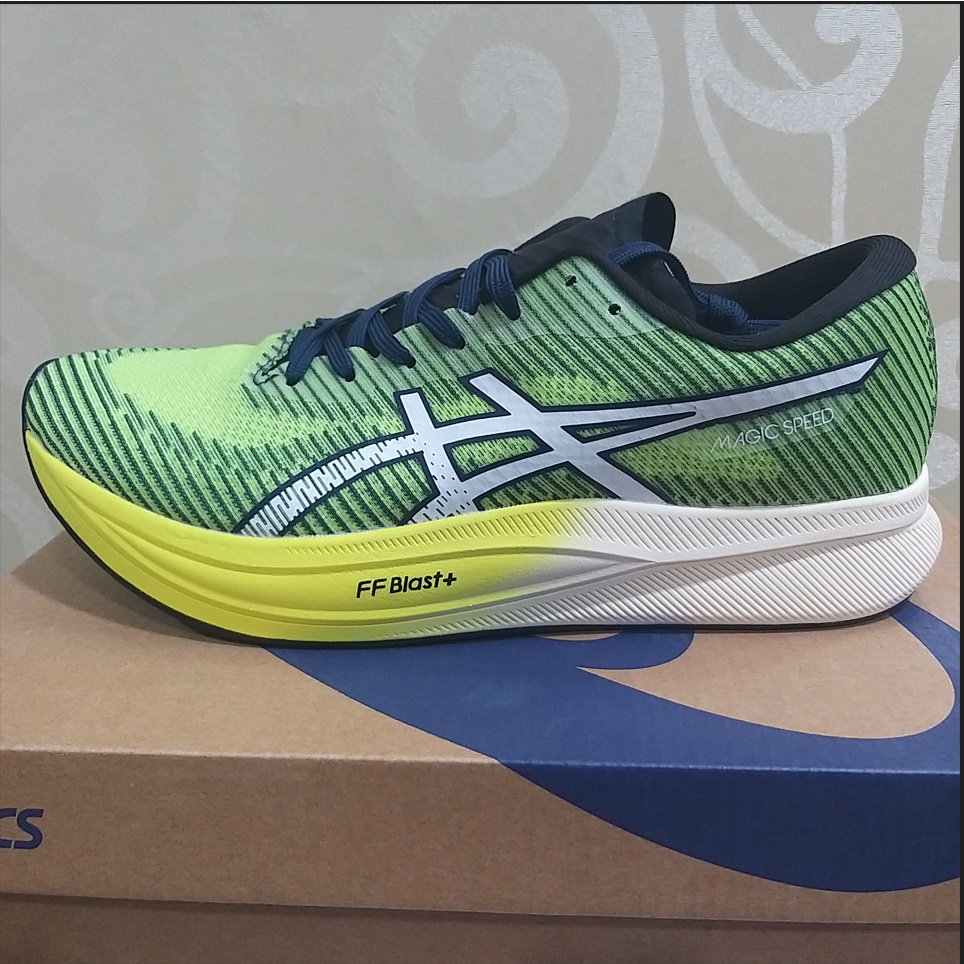ASICS Giày Chạy Bộ Thể Thao Chạy Bộ Đế Mềm Bằng Sợi Carbon Cho Cặp Đôi (ASICS-MAGIC SPEED 2)