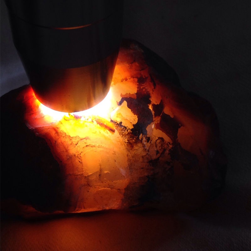 Đèn Pin Ba Bóng Siêu Sáng Có Thể Sạc Lại Tiện Dụng