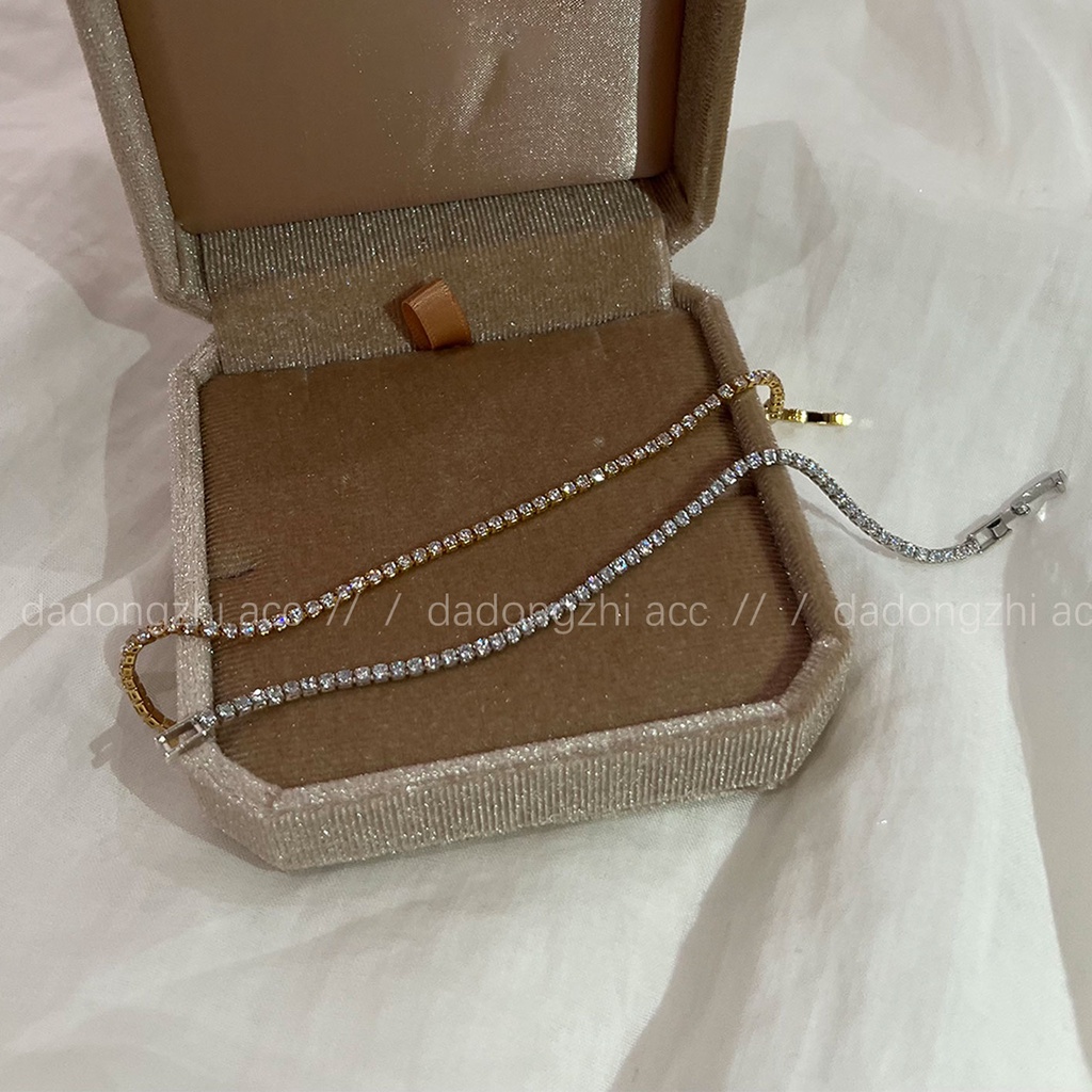 Vòng Tay Hình Xương Rắn Đính Đá Zircon Lấp Lánh Dễ Phối Đồ Cho Nữ