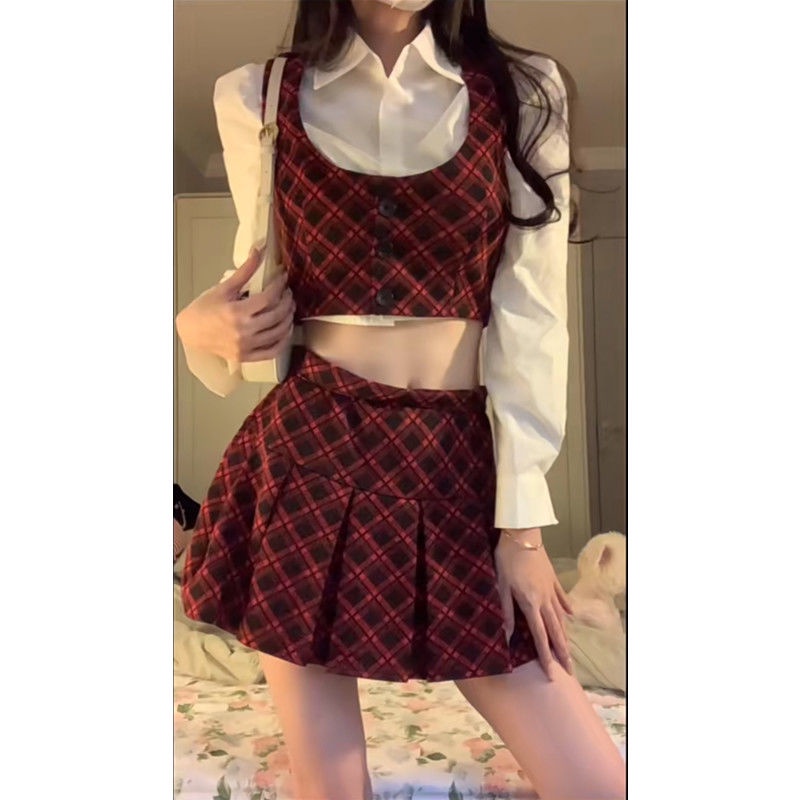 (Sẵn sz M) Set 3 món áo sơ mi phối áo hai dáy và chân váy kẻ sọc đỏ retro (Kèm Ảnh Thật)