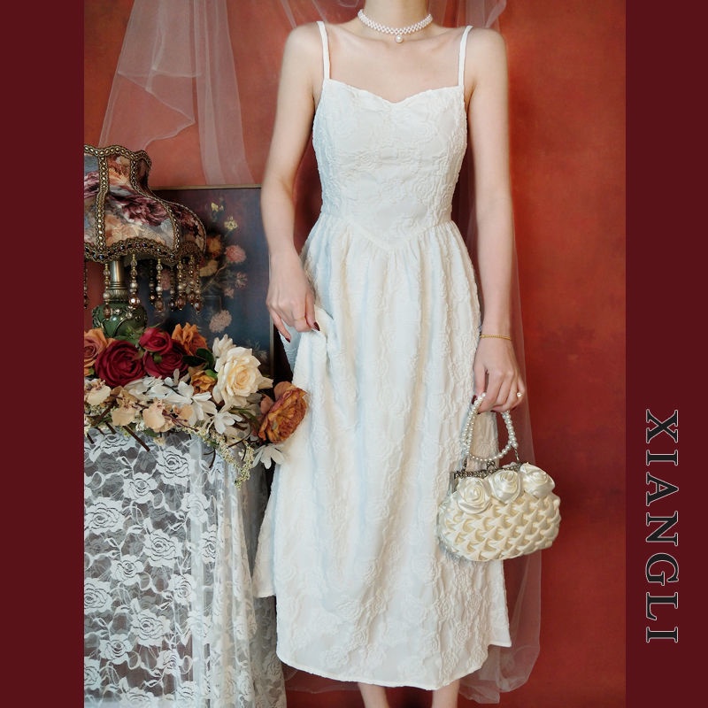 Đầm Hai Dây Màu Trắng Phong Cách Pháp Thời Trang Xuân Hè Cho Nữ