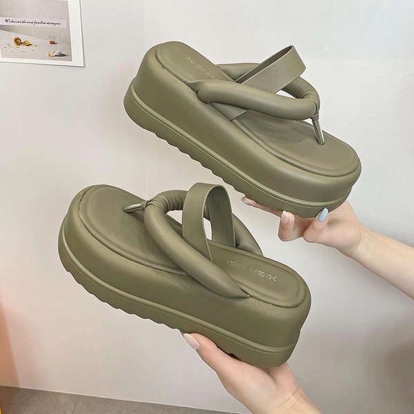 Dép xỏ ngón thiết kế thích hợp mẫu mới đế dày