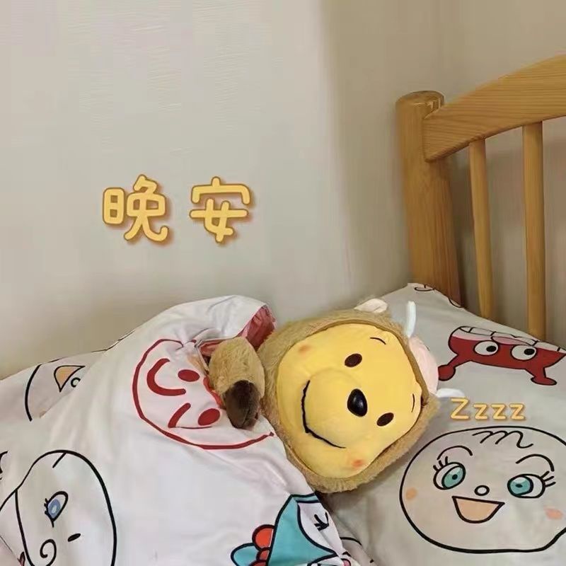 Trái tim cô gái Búp bê Winnie the Pooh Búp bê đồ chơi sang trọng Winnie the Pooh cho bạn gái Món quà sinh nhật Gấu bông