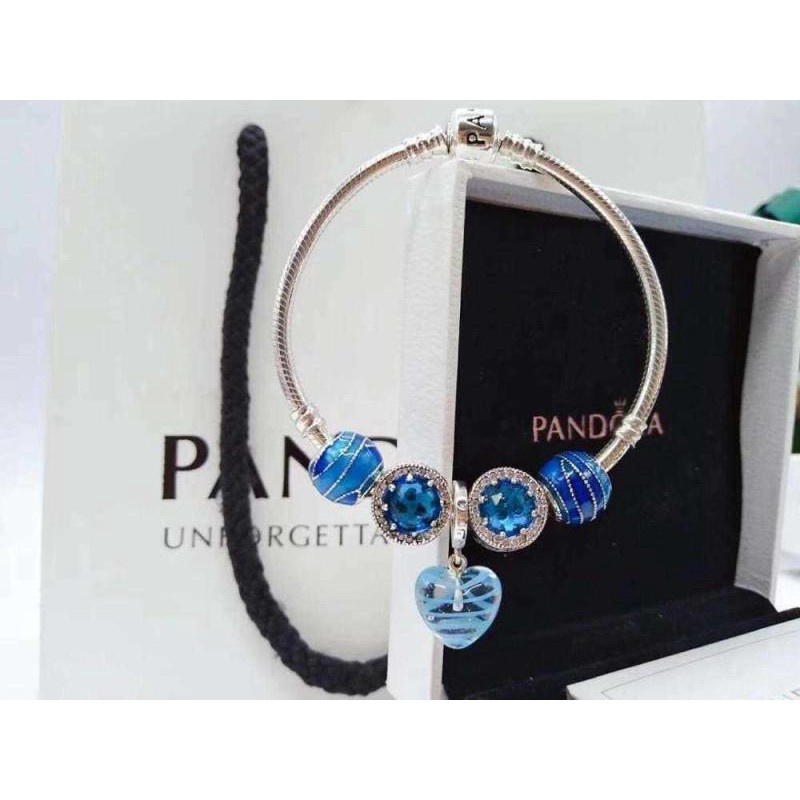 Vòng Tay Kim Cương Xanh Dương Mẫu Mới Nhất Mùa Thu Đông Cho Mẫu A3 66 CI686 boutique GR66RE8E8