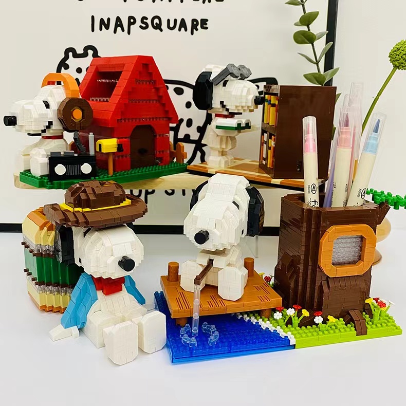 Giá Đỡ Bút Lắp Ráp Hình Chú Chó Snoopy Dễ Thương Dùng Làm Quà Tặng Cho Bé