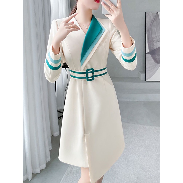 Bộ đầm màu mơ thời trang cho nữ
