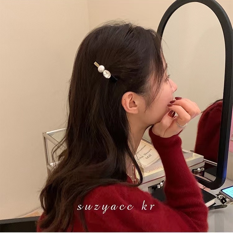 Xiao Xiangfeng Kẹp Tóc Đính Đá Ngọc Trai Nhân Tạo Nhẹ Nhàng Thời Trang Thu Đông 2022 Mới