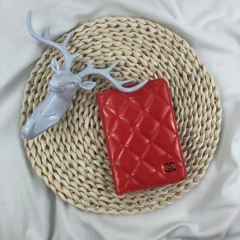 Ví Đựng Hộ Chiếu / Thẻ / Giấy Tờ Họa Tiết Hình Thoi Màu Vàng Nhạt