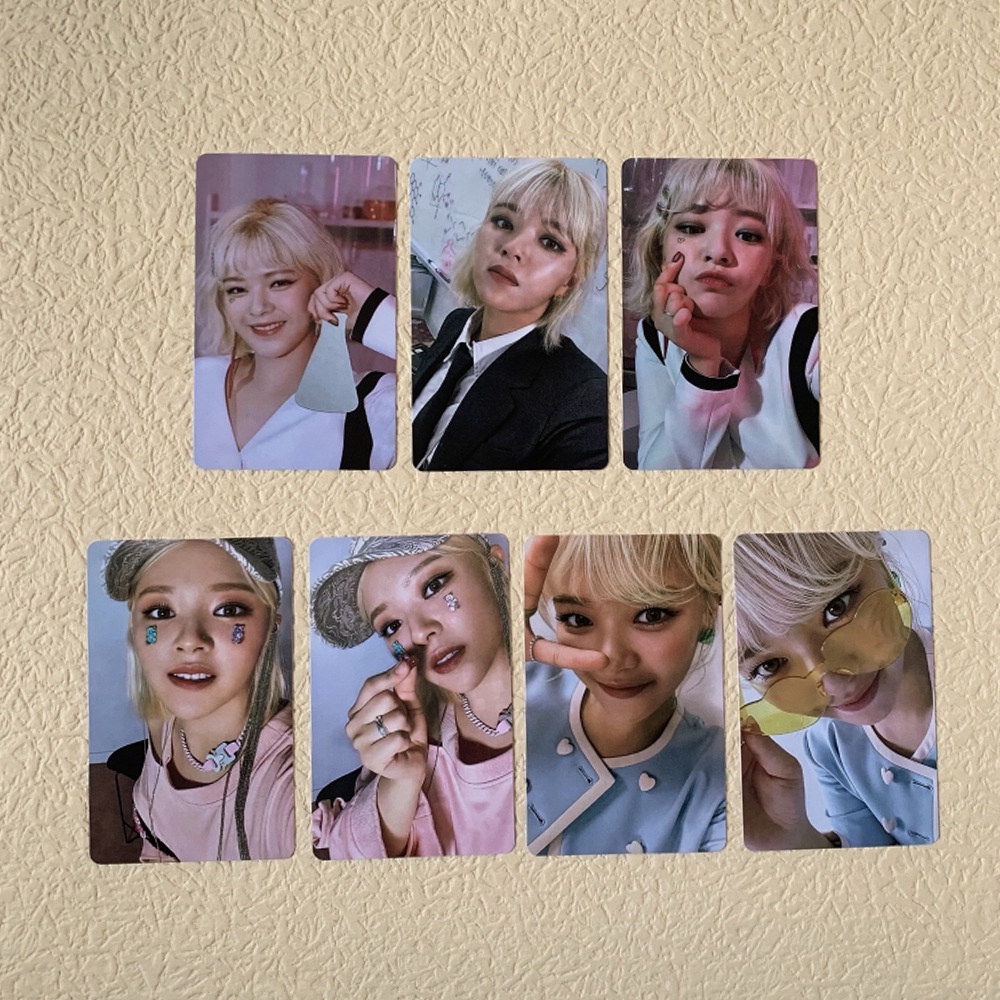 Bộ 3 Thẻ Hình Nhóm Nhạc TWICE Formula of Love