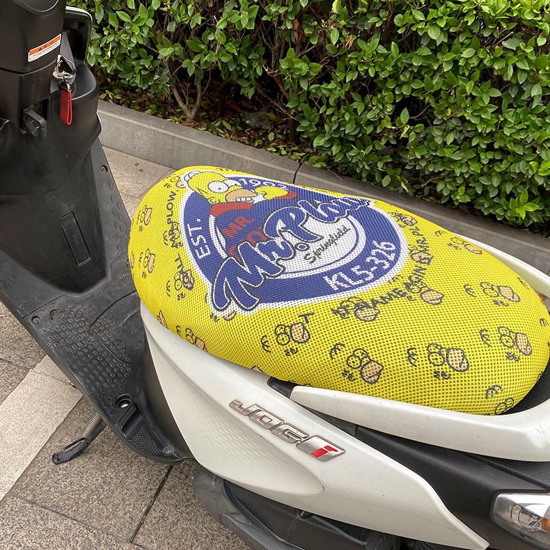 Vỏ Bọc Yên Xe Máy Điện Bằng Lưới Thoáng Khí In Hoạt Hình Dễ Thương