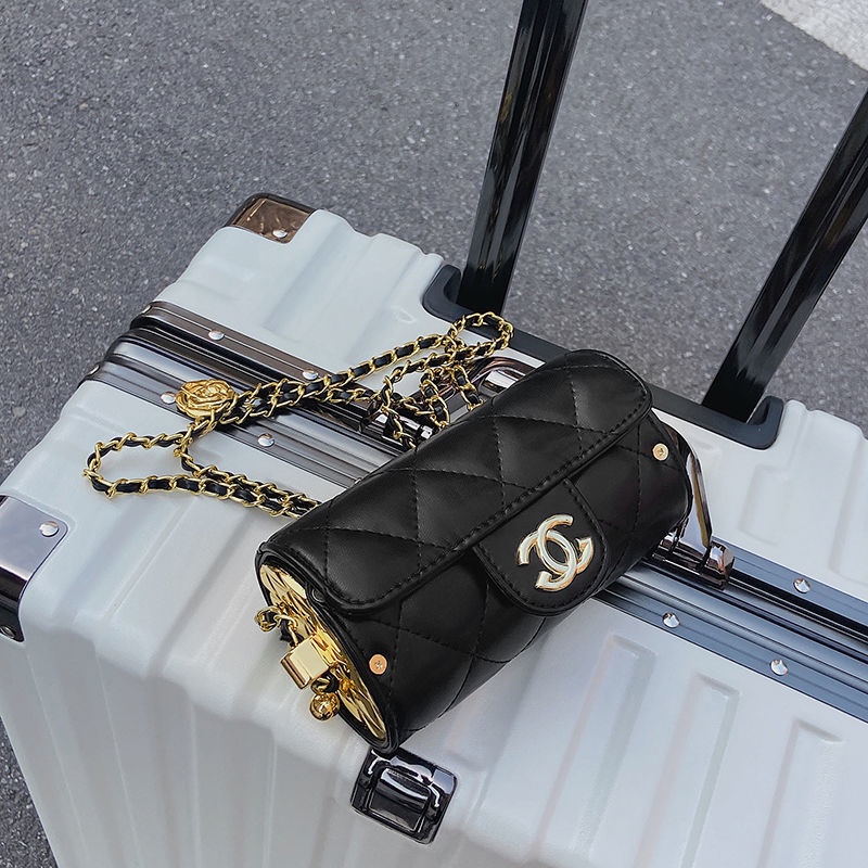 Túi Đeo Chéo Vai Có Dây Xích Đựng Bút 5Wd Thời Trang Dành Cho Nữ