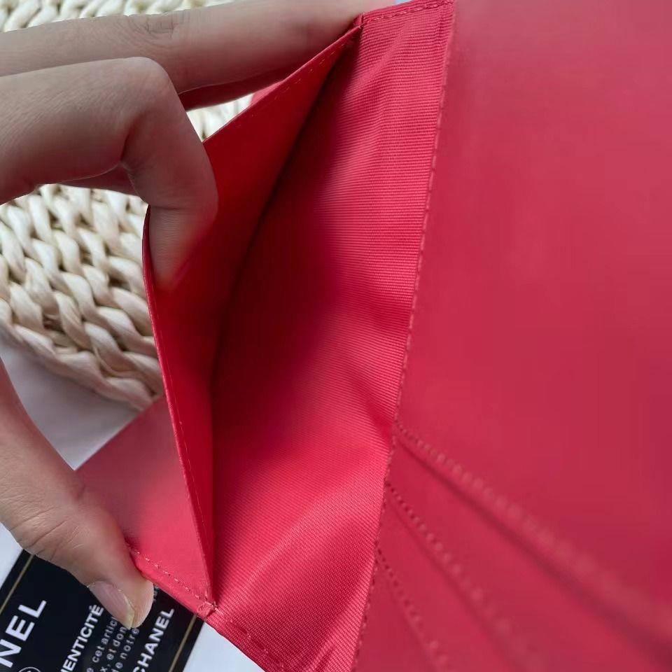 Ví Đựng Hộ Chiếu / Thẻ / Giấy Tờ Họa Tiết Hình Thoi Màu Vàng Nhạt