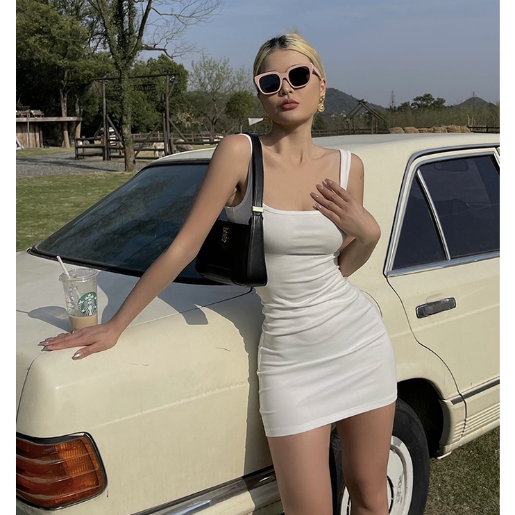 Siêu Co Giãn Slim-fit Slimmer Look Low-cut Ngực Đầm hông Cô Gái Nóng Váy Đáy Bên Trong Kendou Va Chạm Phong Cách Mỹ Váy Cổ Vuông Váy Gợi Cảm Váy Ngắn Màu Đen Váy Treo Cổ Một Chữ