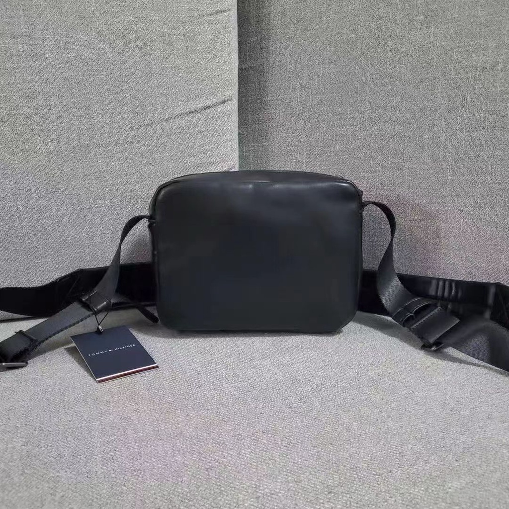 Túi Đeo Vai Tommy Thiết Kế Đơn Giản Thời Trang Cho Nam