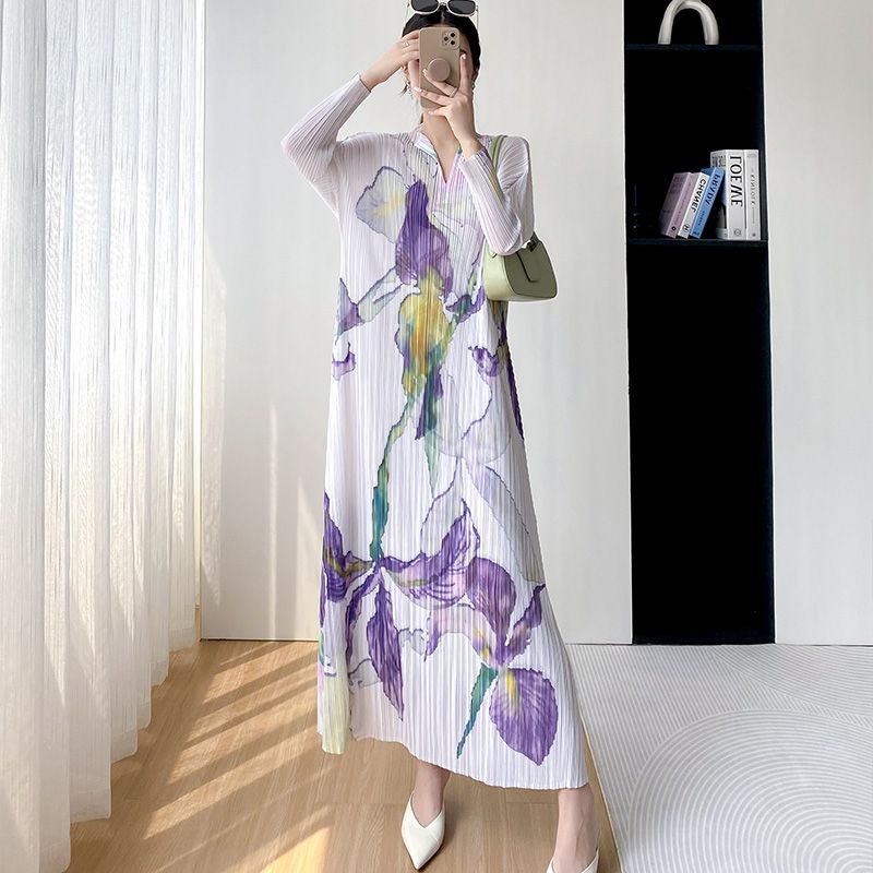 Đầm Dài Xếp Ly Nhẹ Nhàng Phong Cách Mới 2023 Dành Cho Nữ