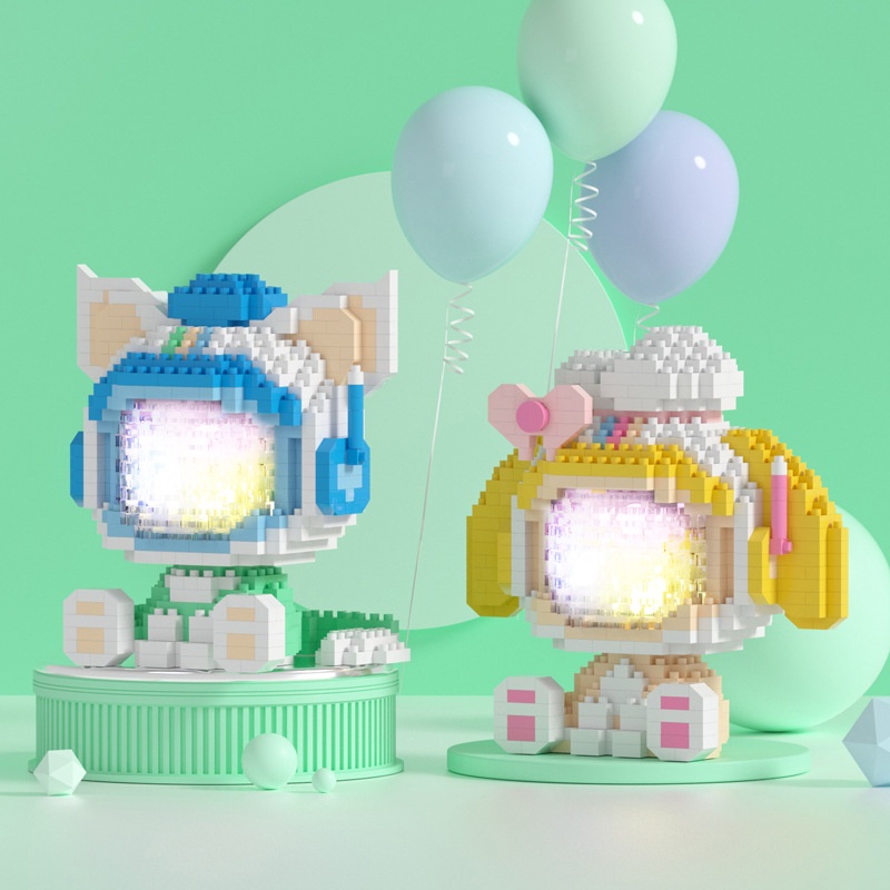 Bộ Đồ Chơi Lắp Ráp Mô Hình Phi Hành Gia Hoạt Hình Màu Dạ Quang-Tạo Niềm Vui Cho Trẻ Em