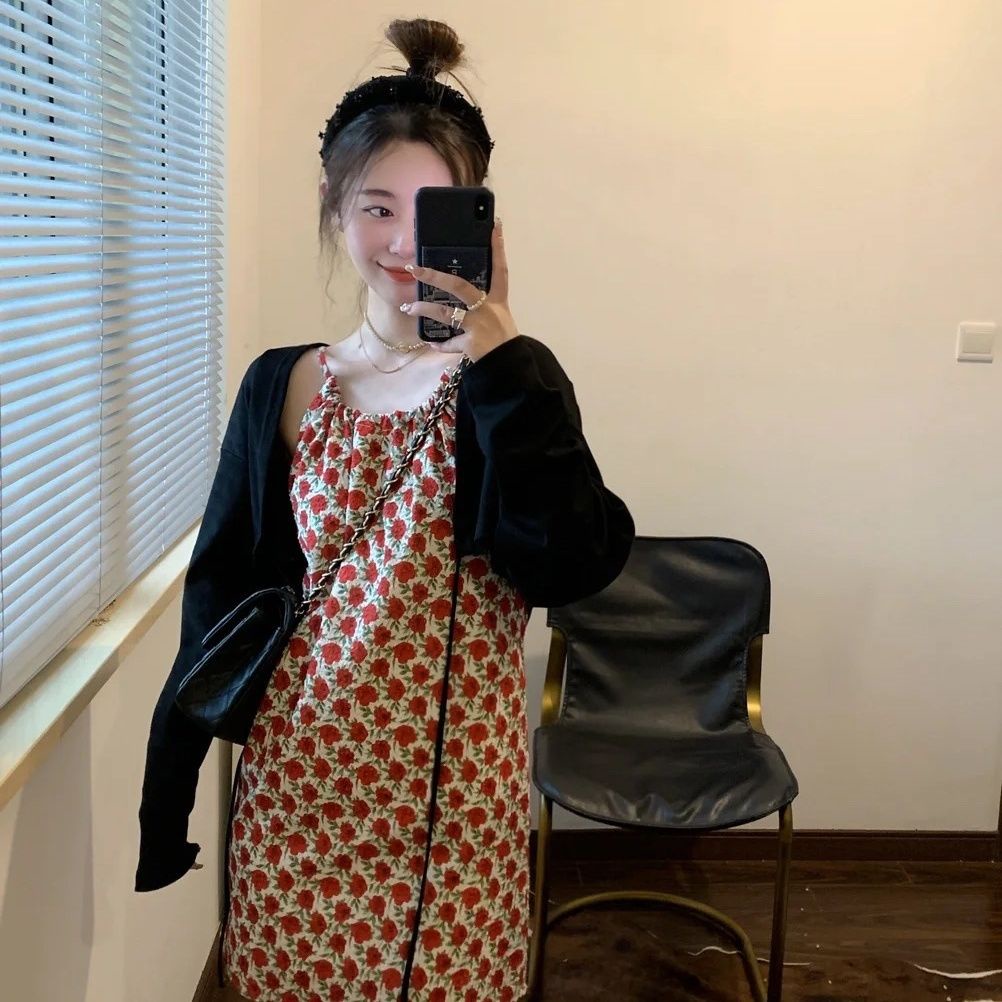 Jiashucheng Set Áo Váy Hai Dây Kèm Áo Khoác Cardigan Ngắn Phong Cách Thời Trang Xuân Hè Mới 2023