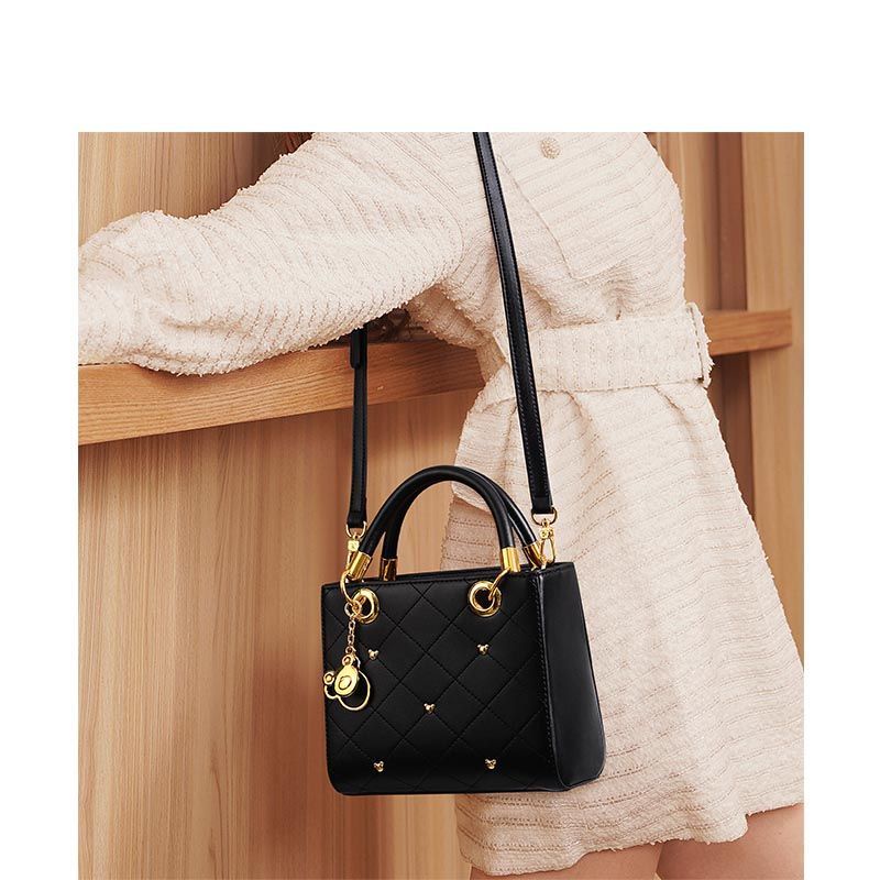 Túi Đeo Chéo Và Đeo Vai Cho Nữ Mã 2023