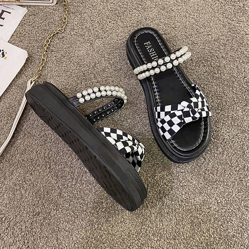 Sandal Đế Dày Đính Ngọc Trai Thời Trang Mùa Hè Phong Cách Mới