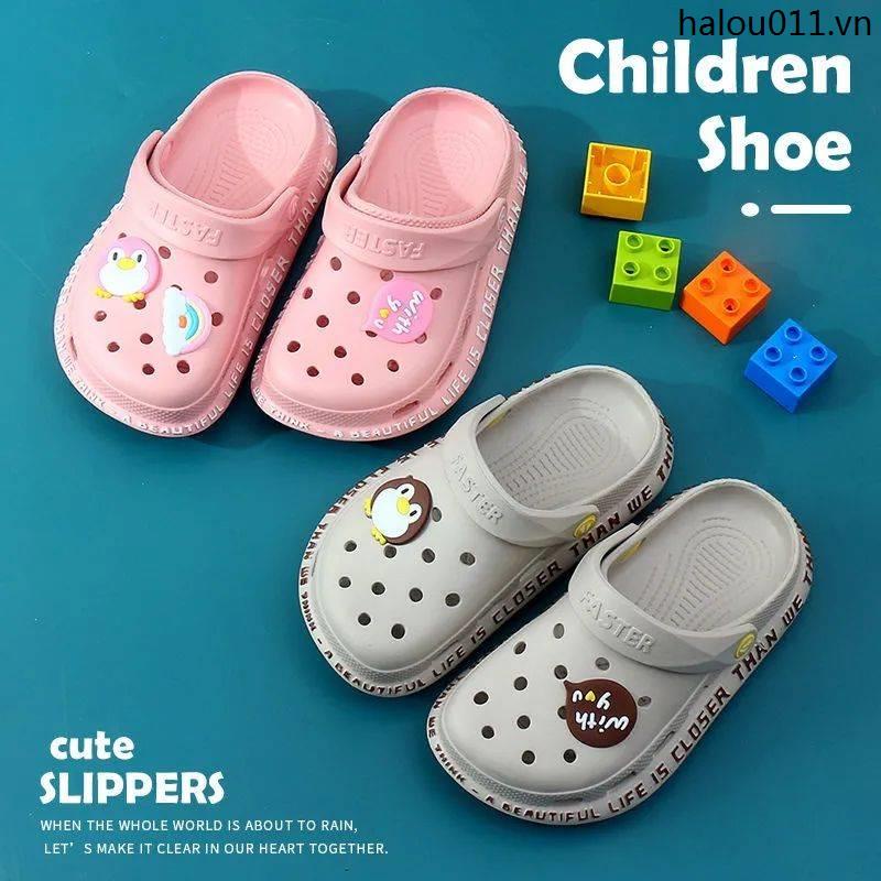 Giày Sandal Đế Mềm Chống Trượt Thiết Kế Đục Lỗ Dành Cho Học Sinh Tiểu Học