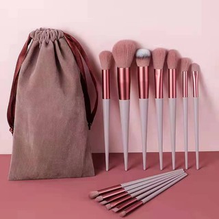 Set 13 cọ trang điểm siêu mềm kèm túi đựng.