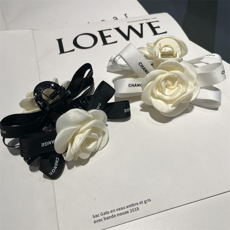 Kẹp Tóc Nữ Đính Hoa Trà Lớn Phong Cách Pháp