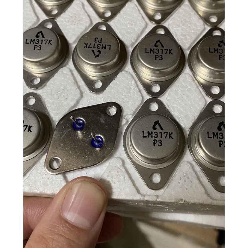 Bộ điều chỉnh điện áp nắp sắt Triode LM317K Hàng có sẵn Hàng tồn kho cũ