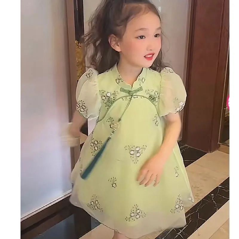 Đầm Sườn Xám Tay Ngắn Phong Cách Trung Hoa Cổ Điển Thời Trang Hè 2023 Cho Bé Gái