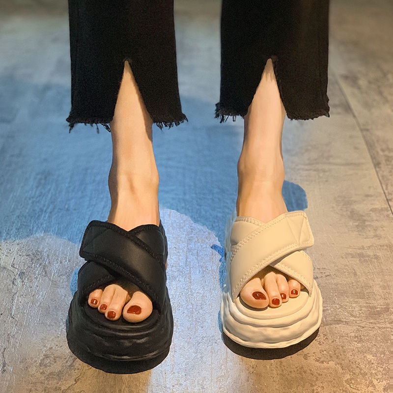 Dép Sandal Đế Xuồng Dày Dặn Chống Trượt Thời Trang Mùa Hè Dành Cho Nữ