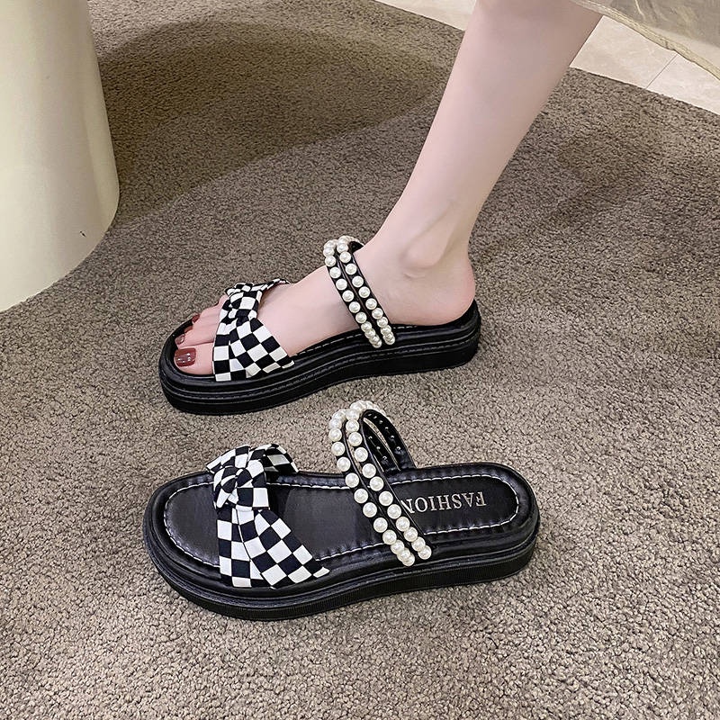 Sandal Đế Dày Đính Ngọc Trai Thời Trang Mùa Hè Phong Cách Mới