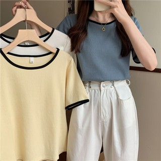 Áo thun nữ tay ngắn dáng rộng màu trơn