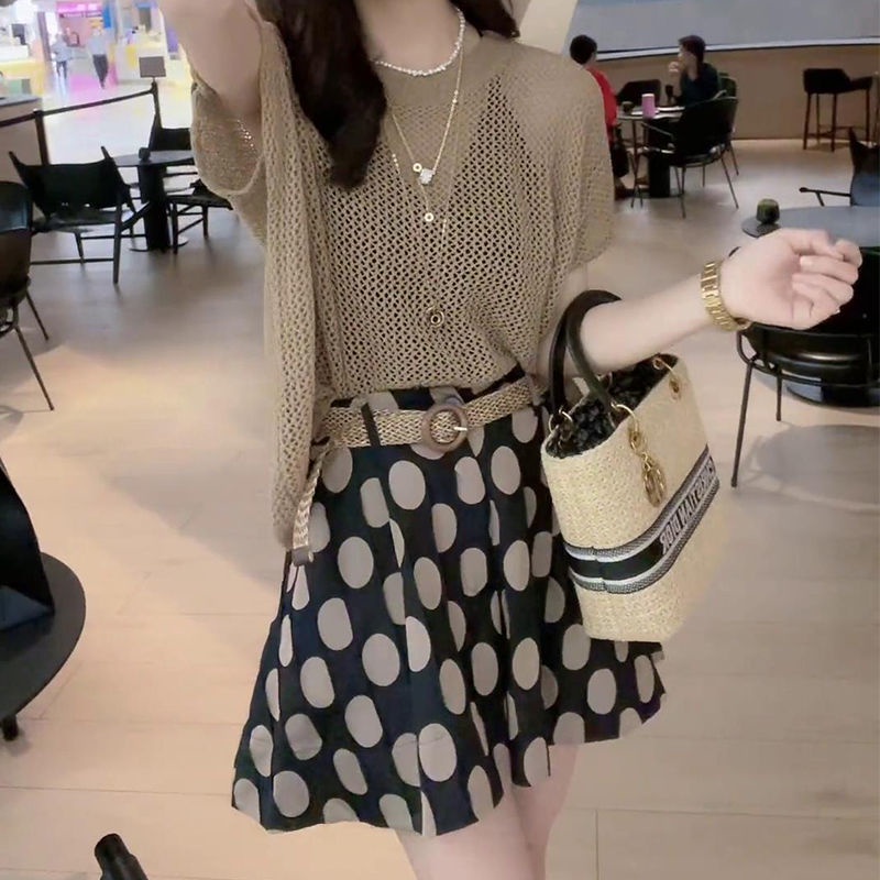Áo Dệt Kim Ngắn Tay Khoét Lỗ + Quần Ống Rộng Họa Tiết Chấm Bi Thời Trang Mùa Hè 2023 Cho Nữ