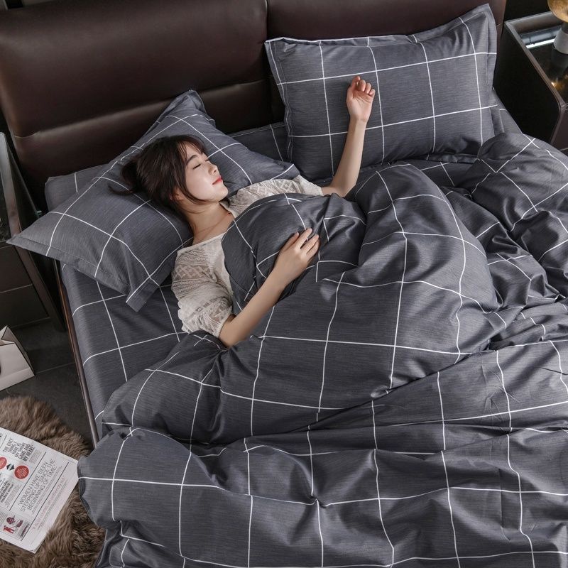 Bộ Ga Trải Giường Bốn Mảnh Gồm Ga Trải Giường + Vỏ Chăn + Vỏ Gối Hai Mặt Họa Tiết Kẻ Sọc Màu Xám Nhạt Sang Trọng 4 Trong 1